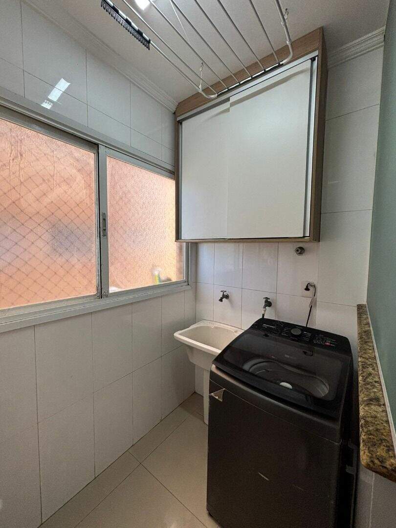 Apartamento à venda no Canto do Forte: 