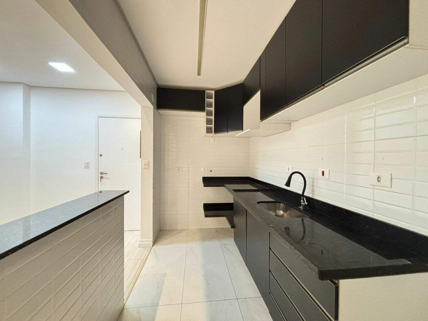 Apartamento à venda no Guilhermina: 