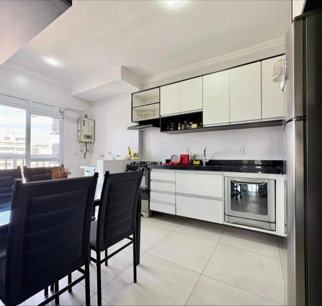 Apartamento à venda no Canto do Forte: 