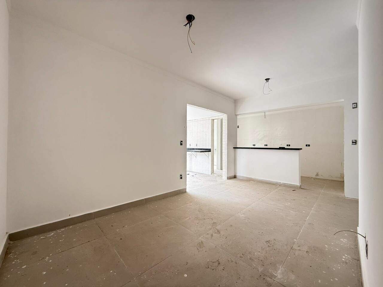 Apartamento à venda no Canto do Forte: 
