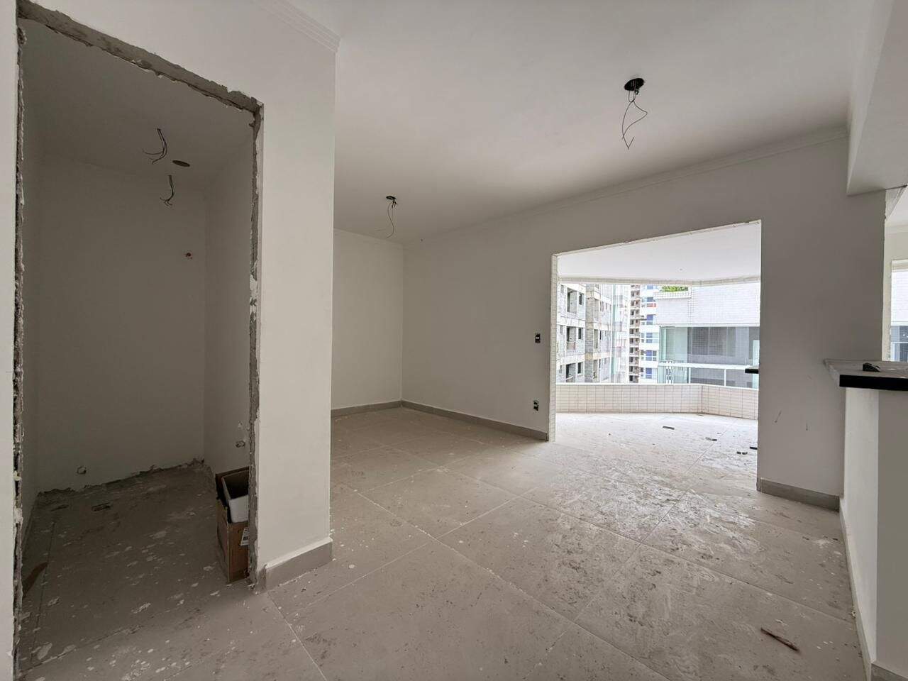 Apartamento à venda no Canto do Forte: 