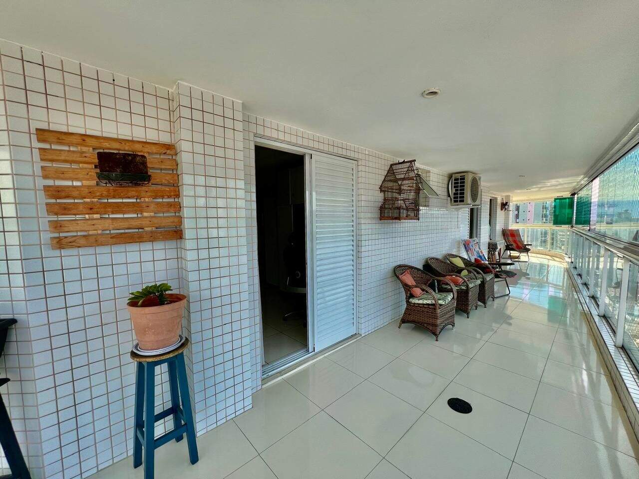 Apartamento à venda no Tupi: 