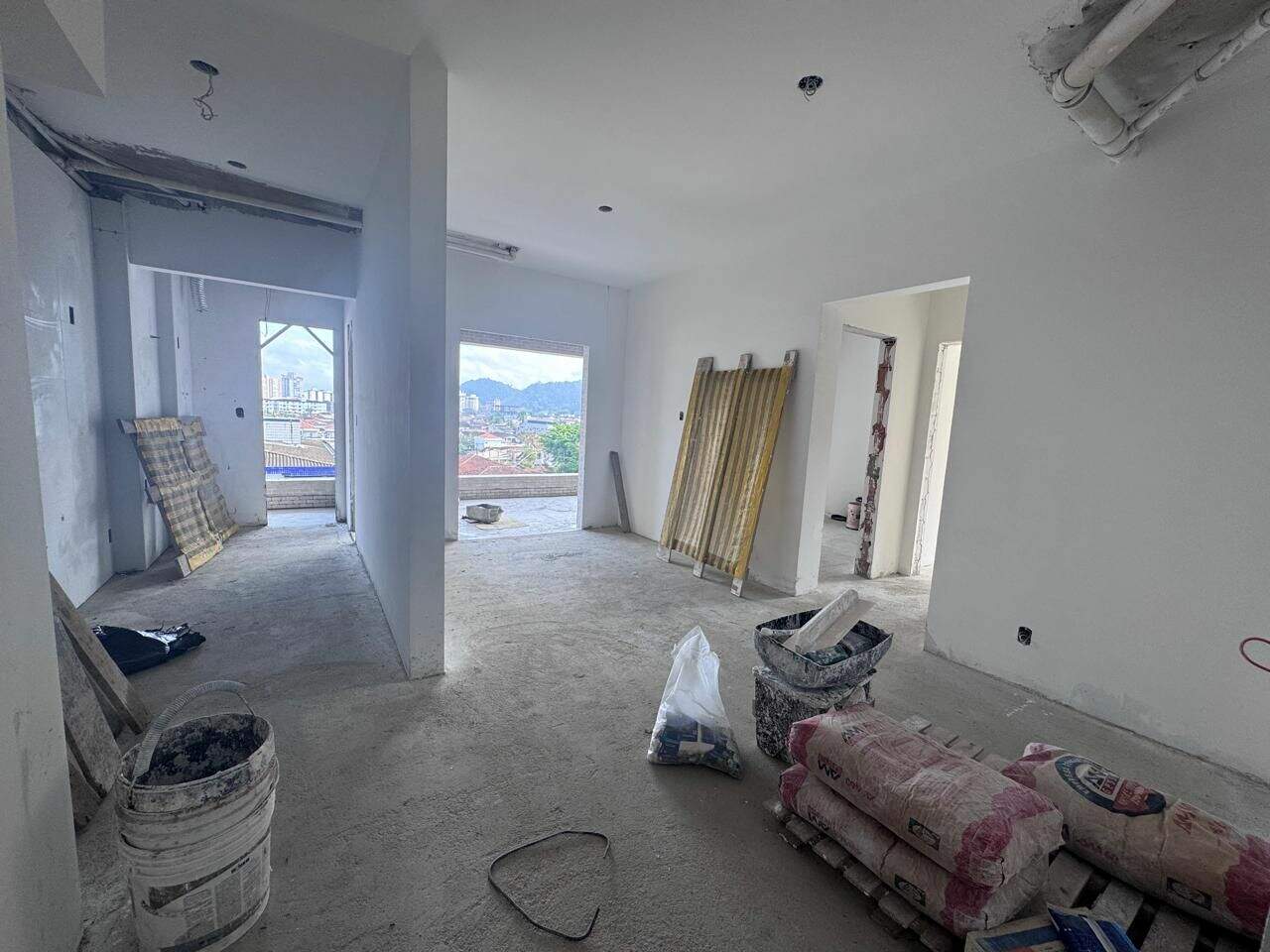 Apartamento à venda no Canto do Forte: 
