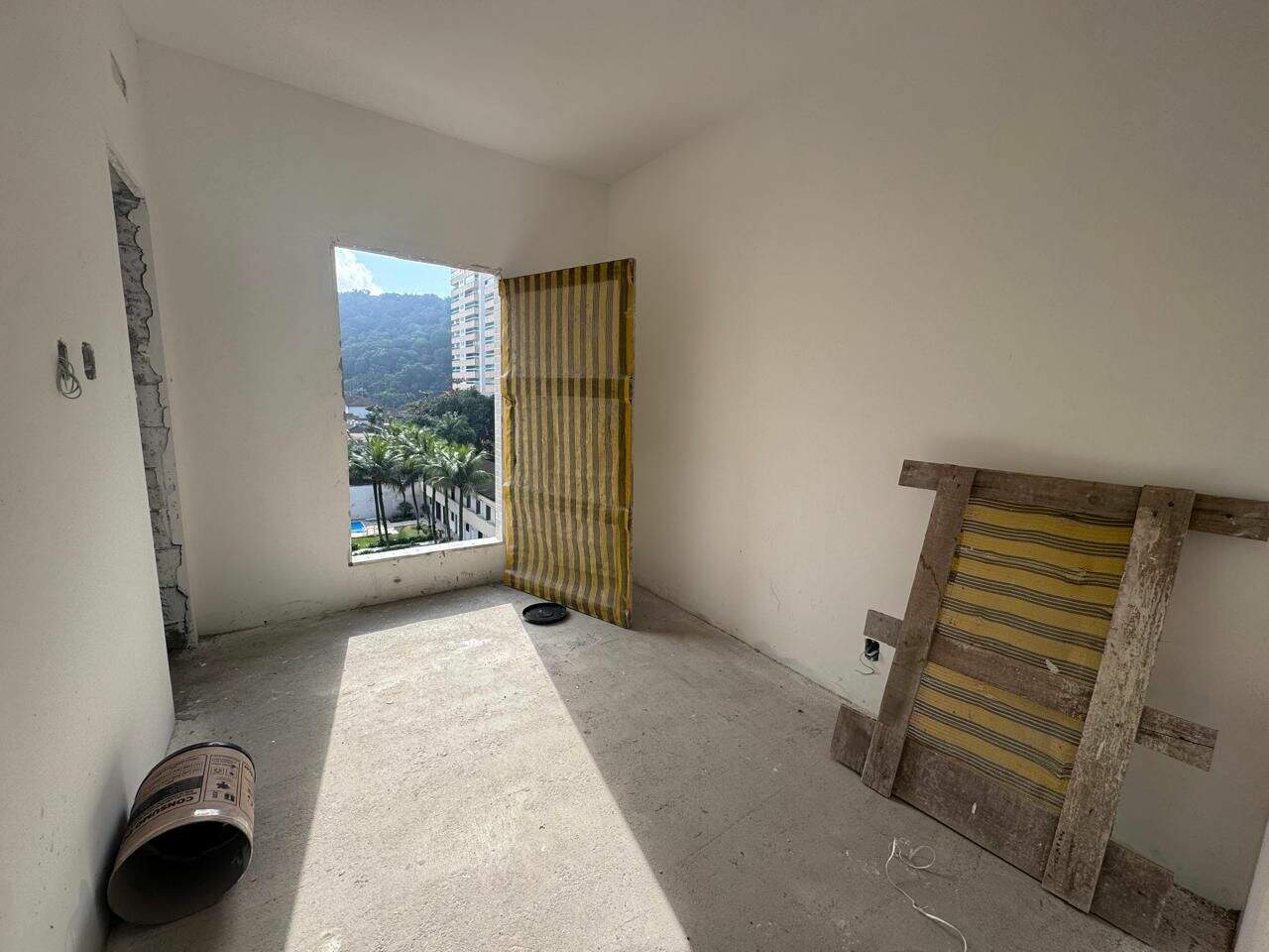 Apartamento à venda no Canto do Forte: 