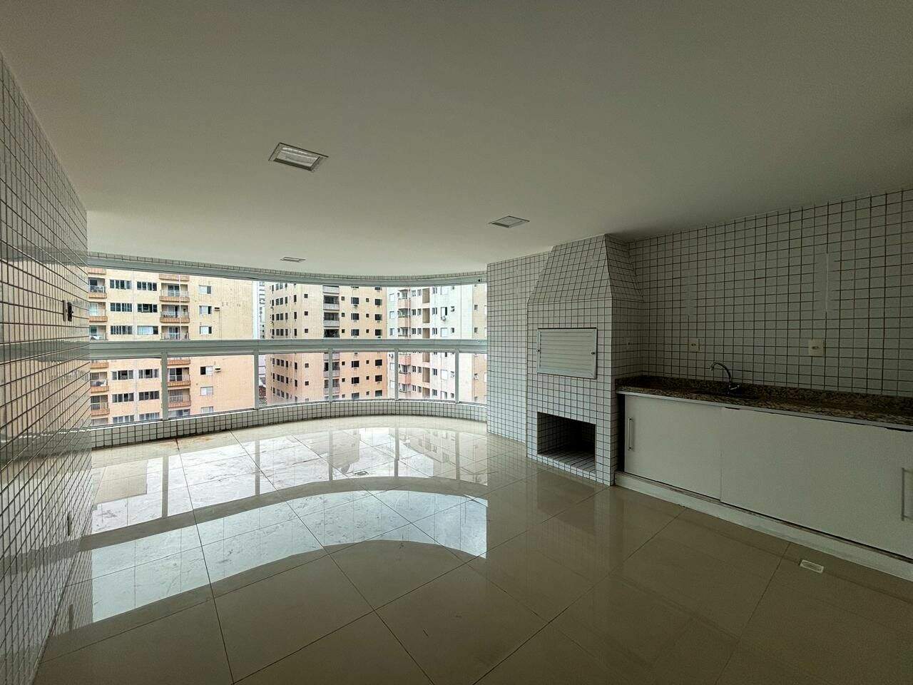 Apartamento à venda no Tupi: 