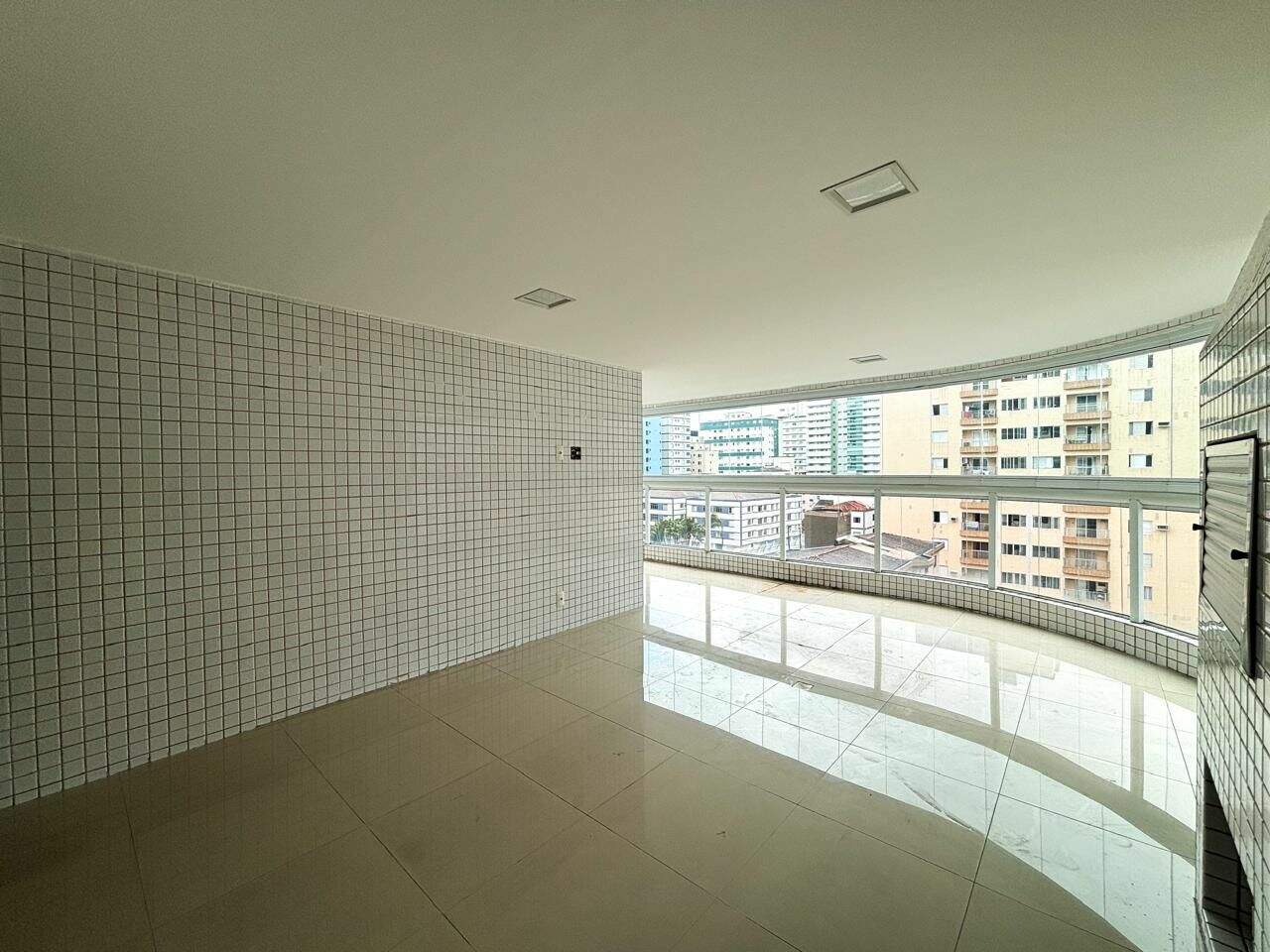 Apartamento à venda no Tupi: 