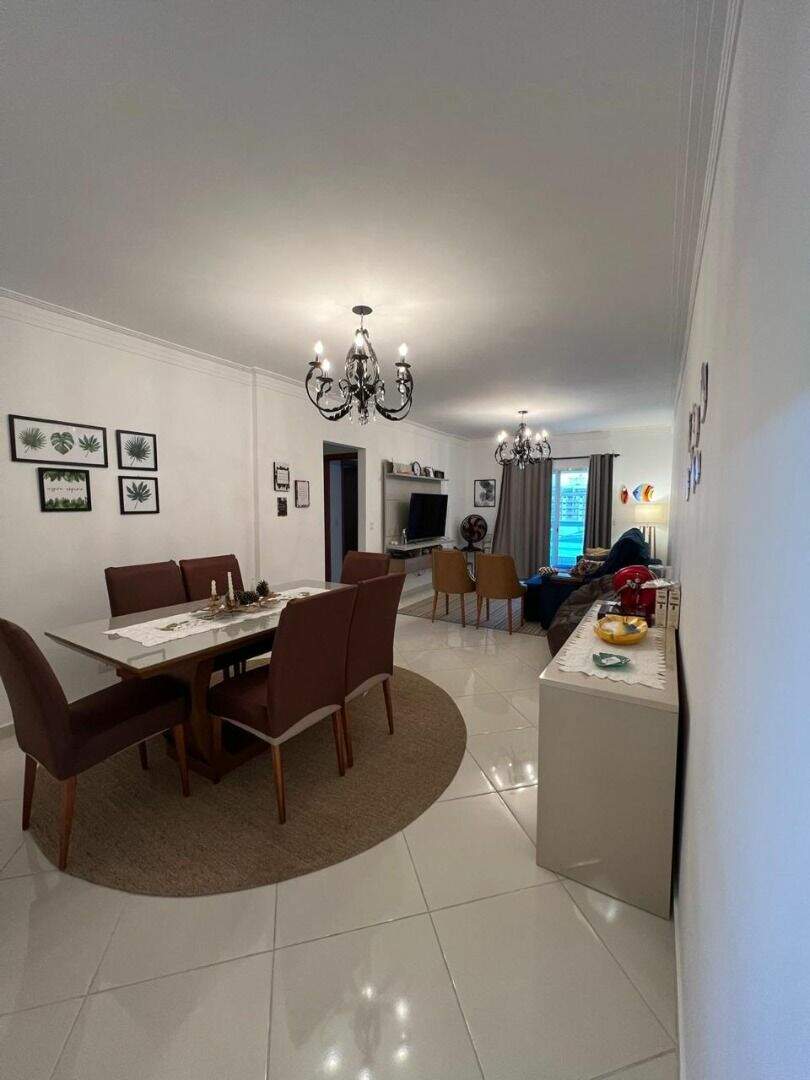 Apartamento à venda no Ocian: 