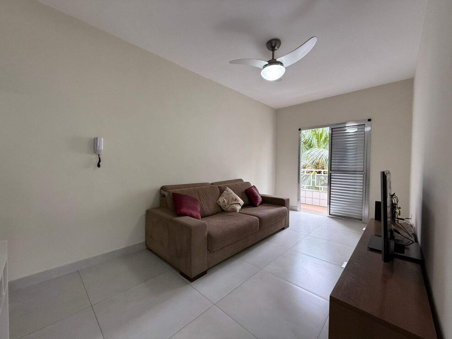 Apartamento à venda no Tupi: 