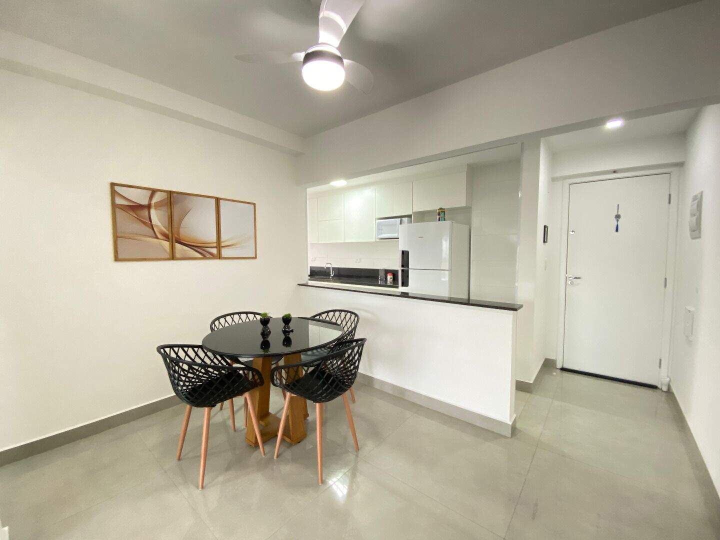 Apartamento à venda no Canto do Forte: 