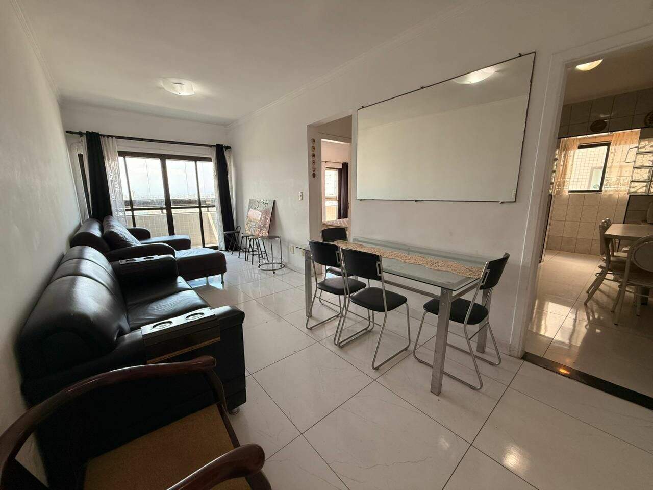 Apartamento à venda no Balneário Pires: 