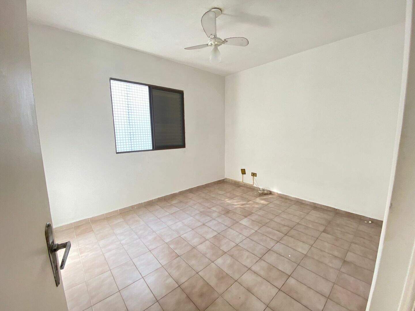 Apartamento à venda no Vilamar: 