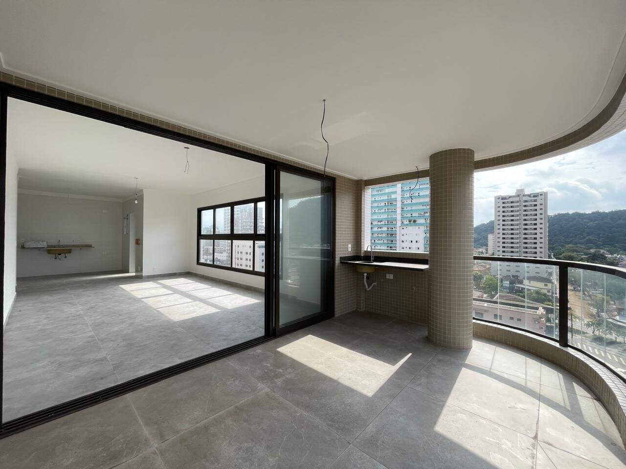 Apartamento à venda no Canto do Forte: 