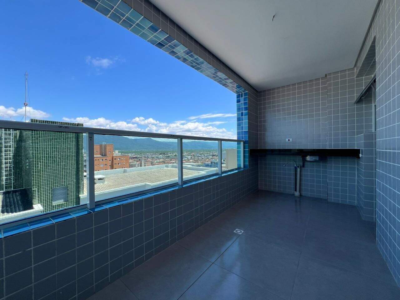 Apartamento à venda no Ocian: 