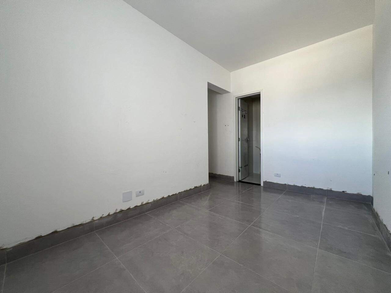 Apartamento à venda no Ocian: 