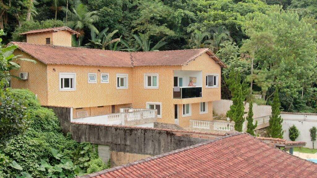 Casa à venda no Canto do Forte: 