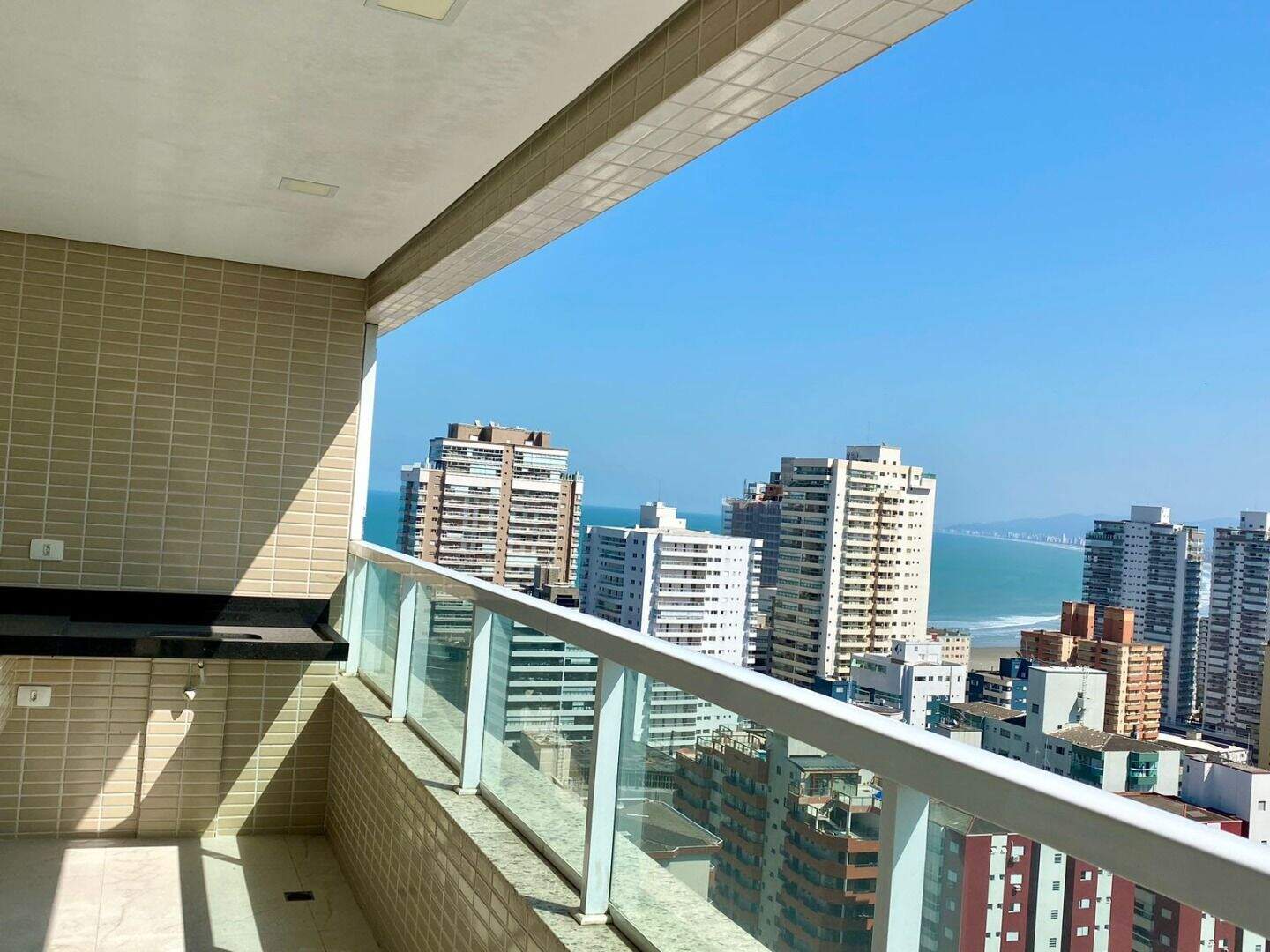 Apartamento à venda no Canto do Forte: 