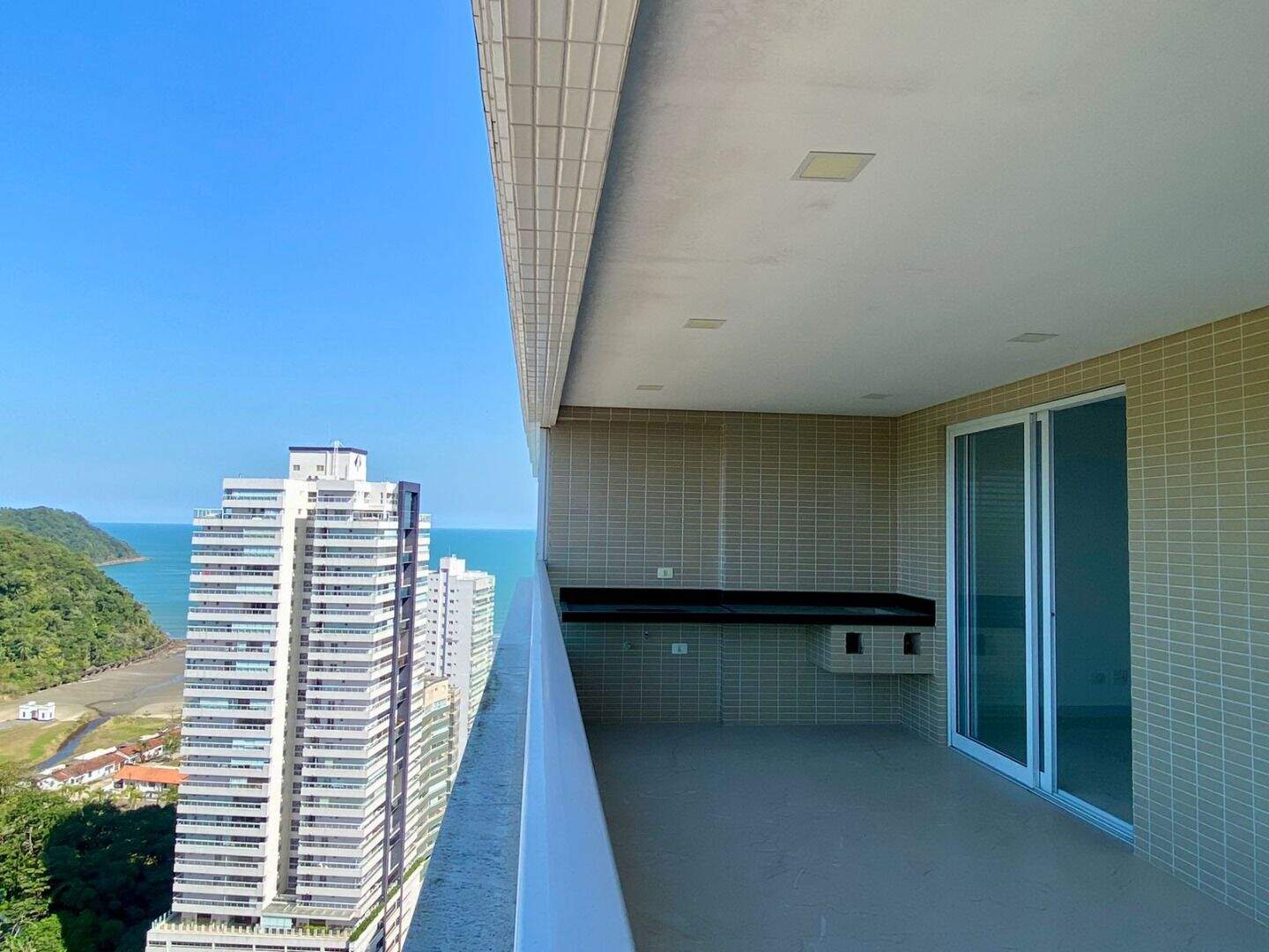 Apartamento à venda no Canto do Forte: 