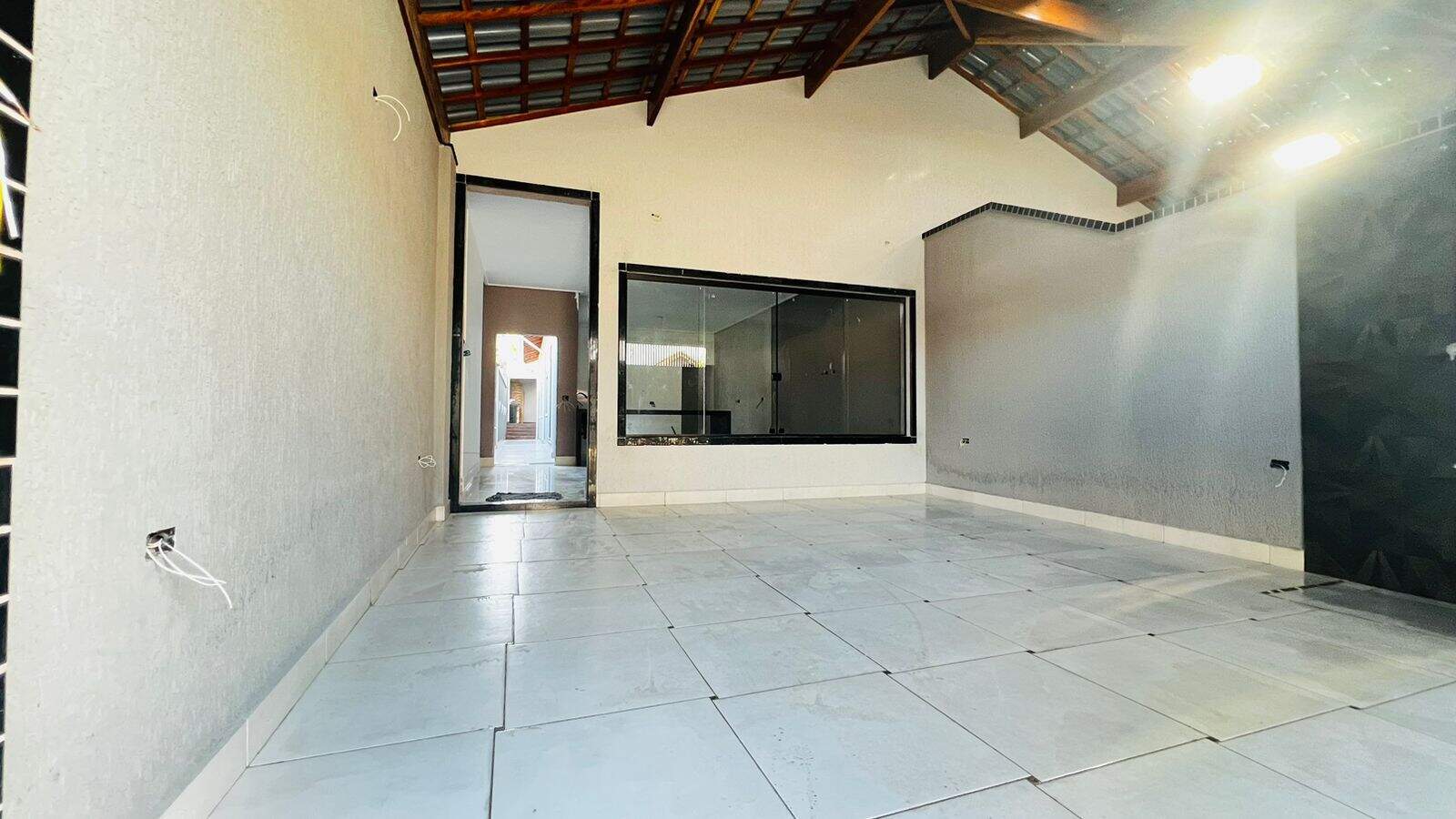 Casa à venda no Caiçara: 