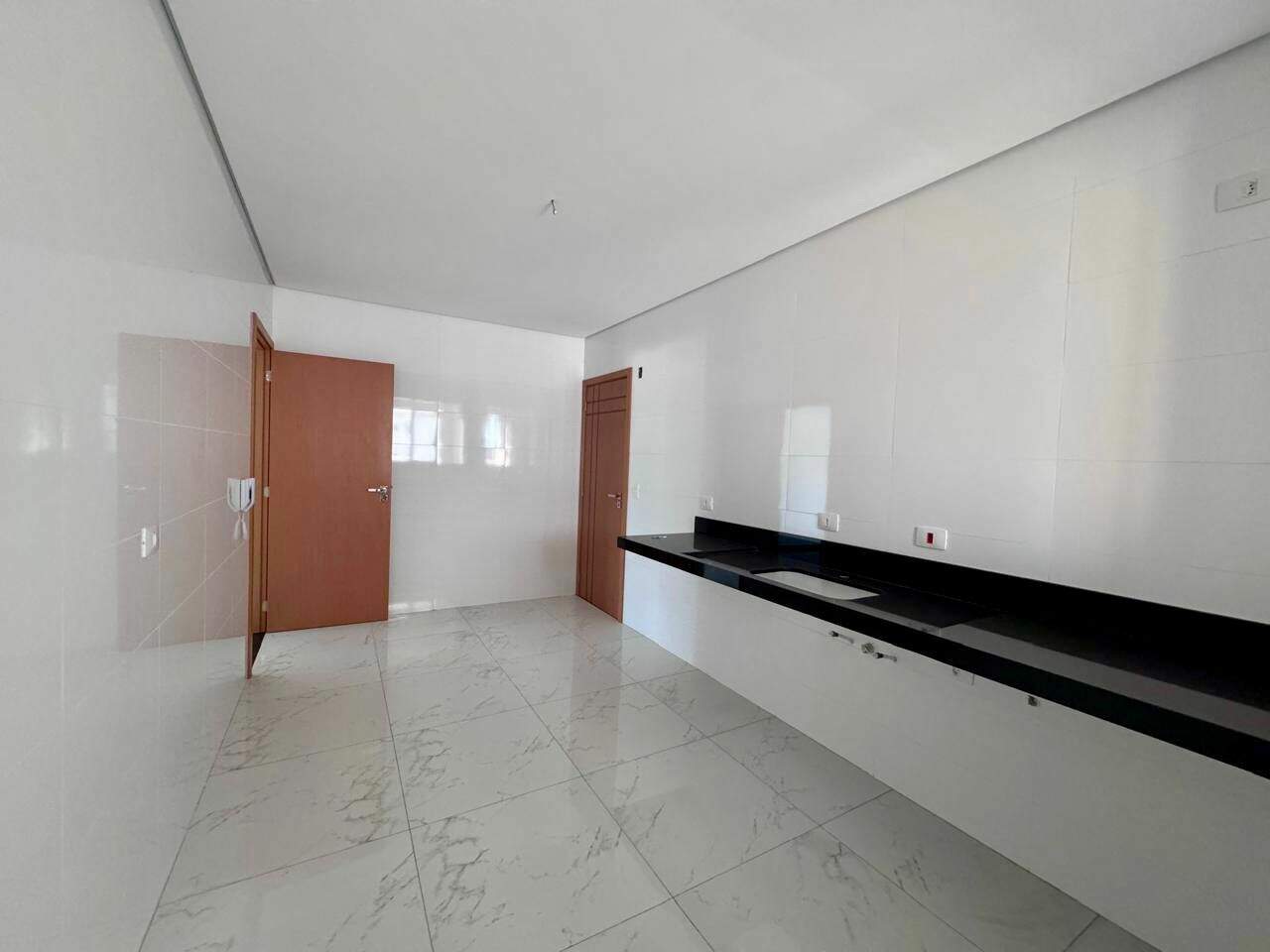 Apartamento à venda no Canto do Forte: 