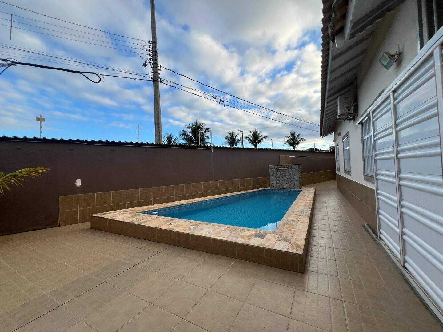 Casa à venda no Caiçara: 