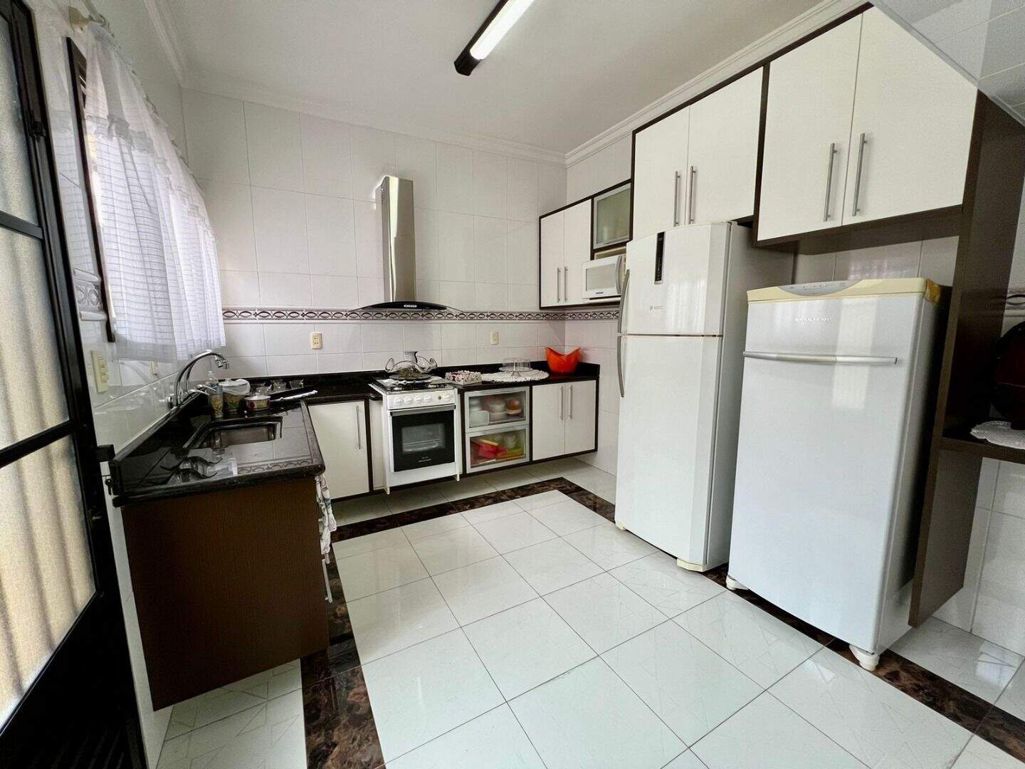 Casa à venda no Canto do Forte: 