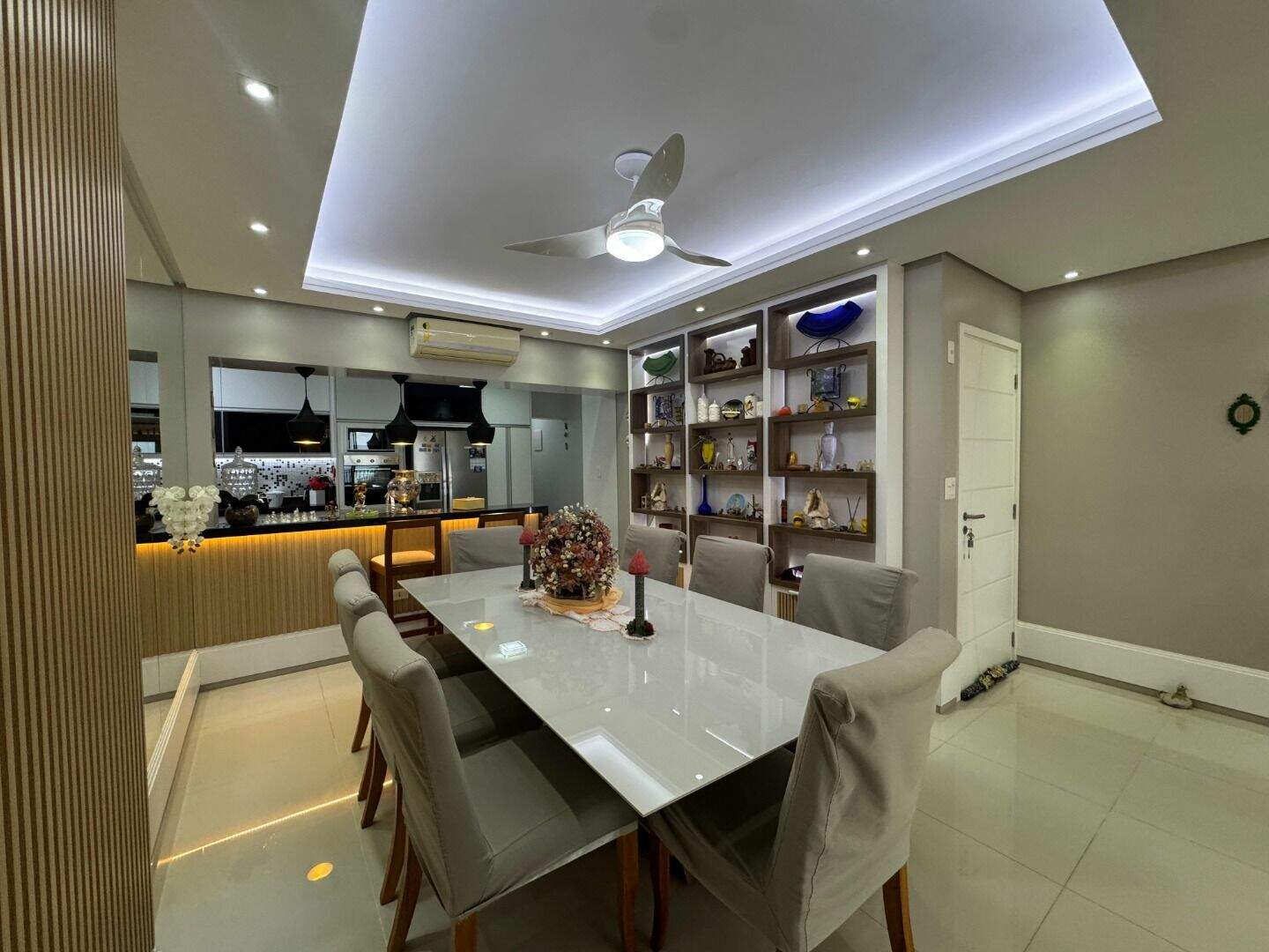 Apartamento à venda no Aviação: 