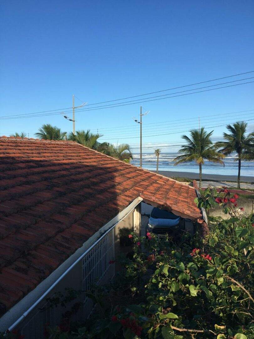 Casa à venda no Solemar: 