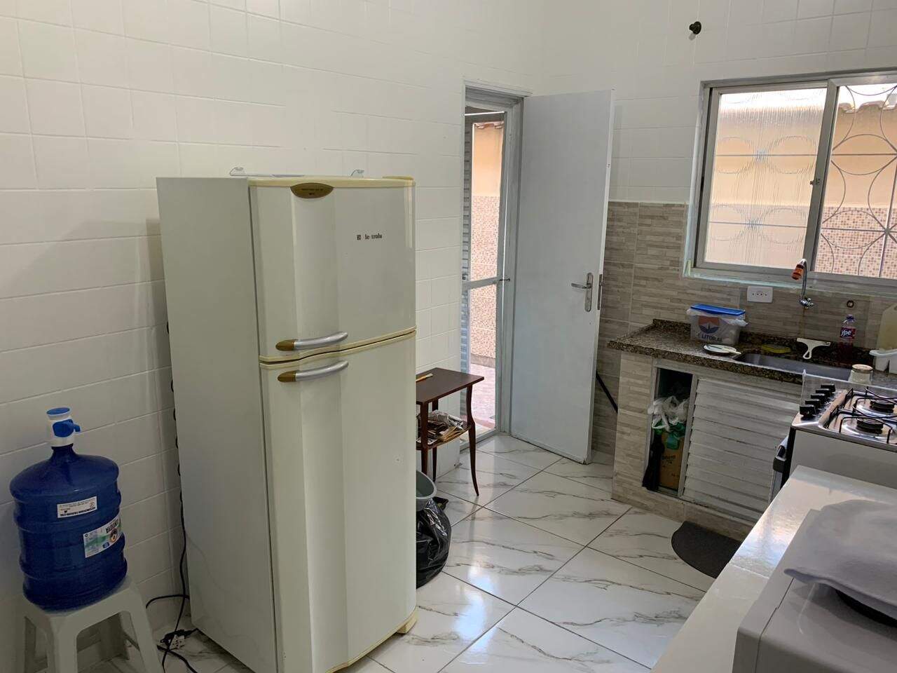 Casa à venda no Canto do Forte: 