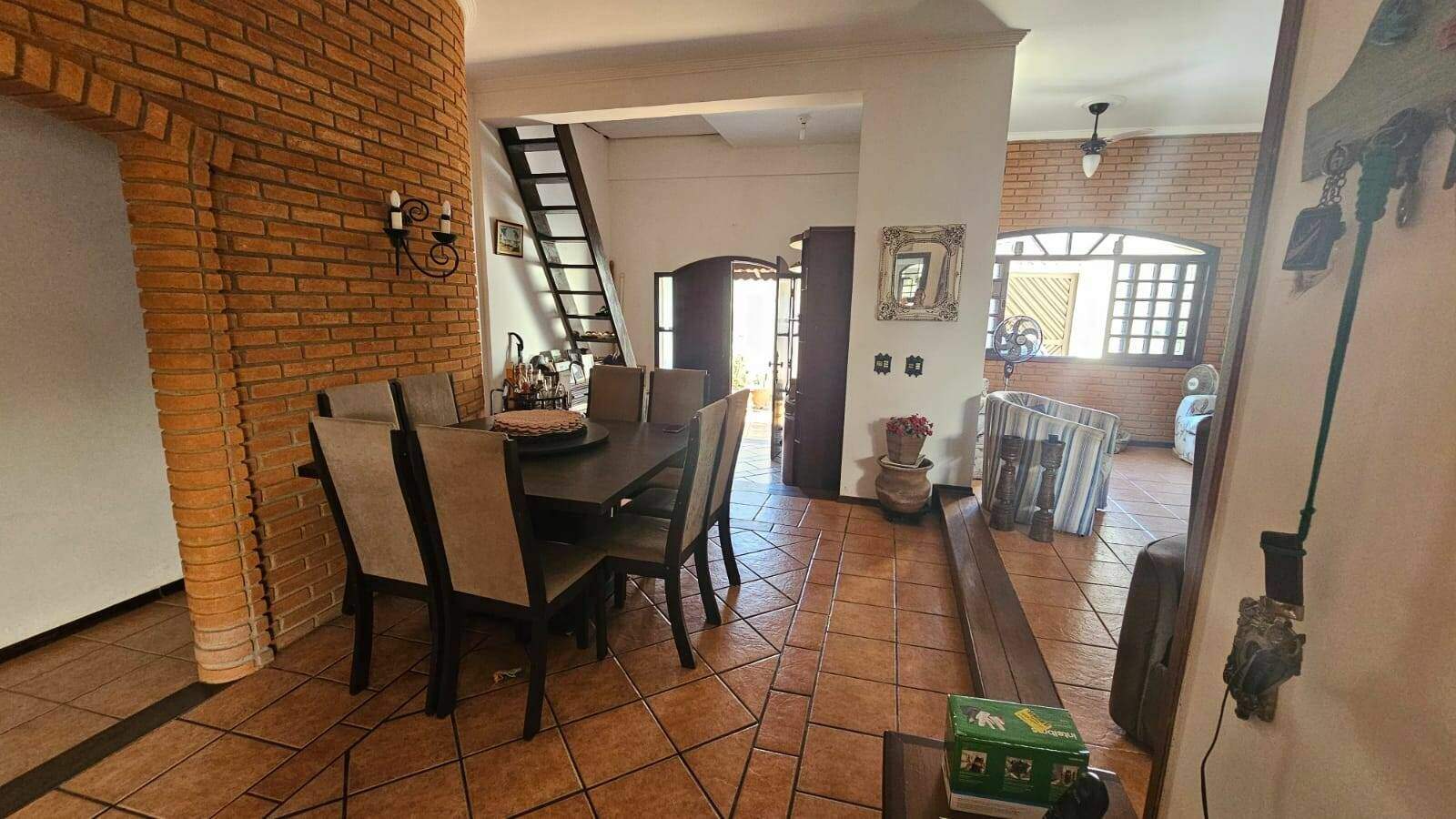 Casa à venda no Canto do Forte: 