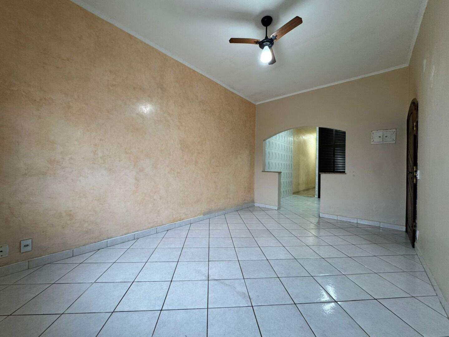 Casa à venda no Caiçara: 