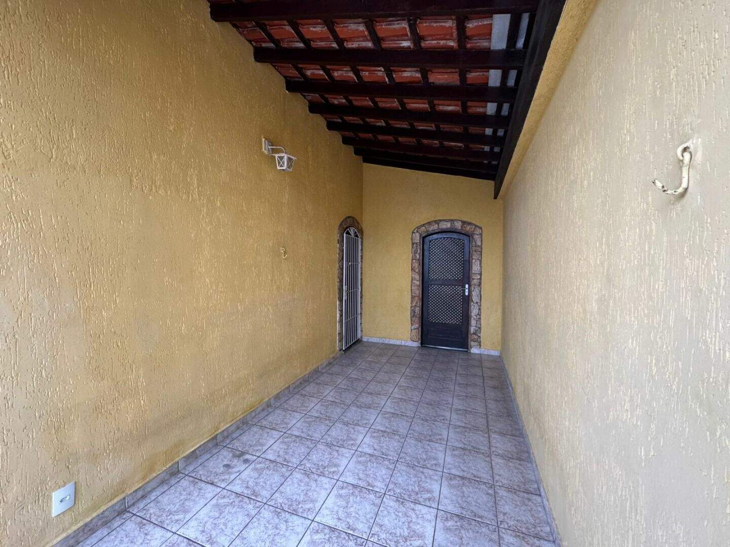 Casa à venda no Caiçara: 