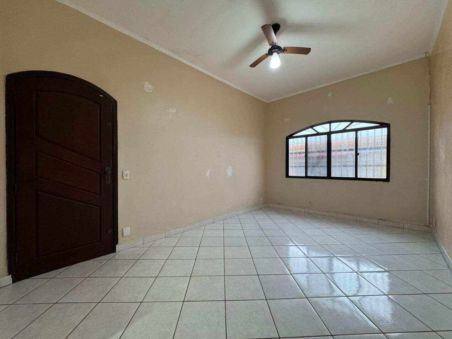 Casa à venda no Caiçara: 