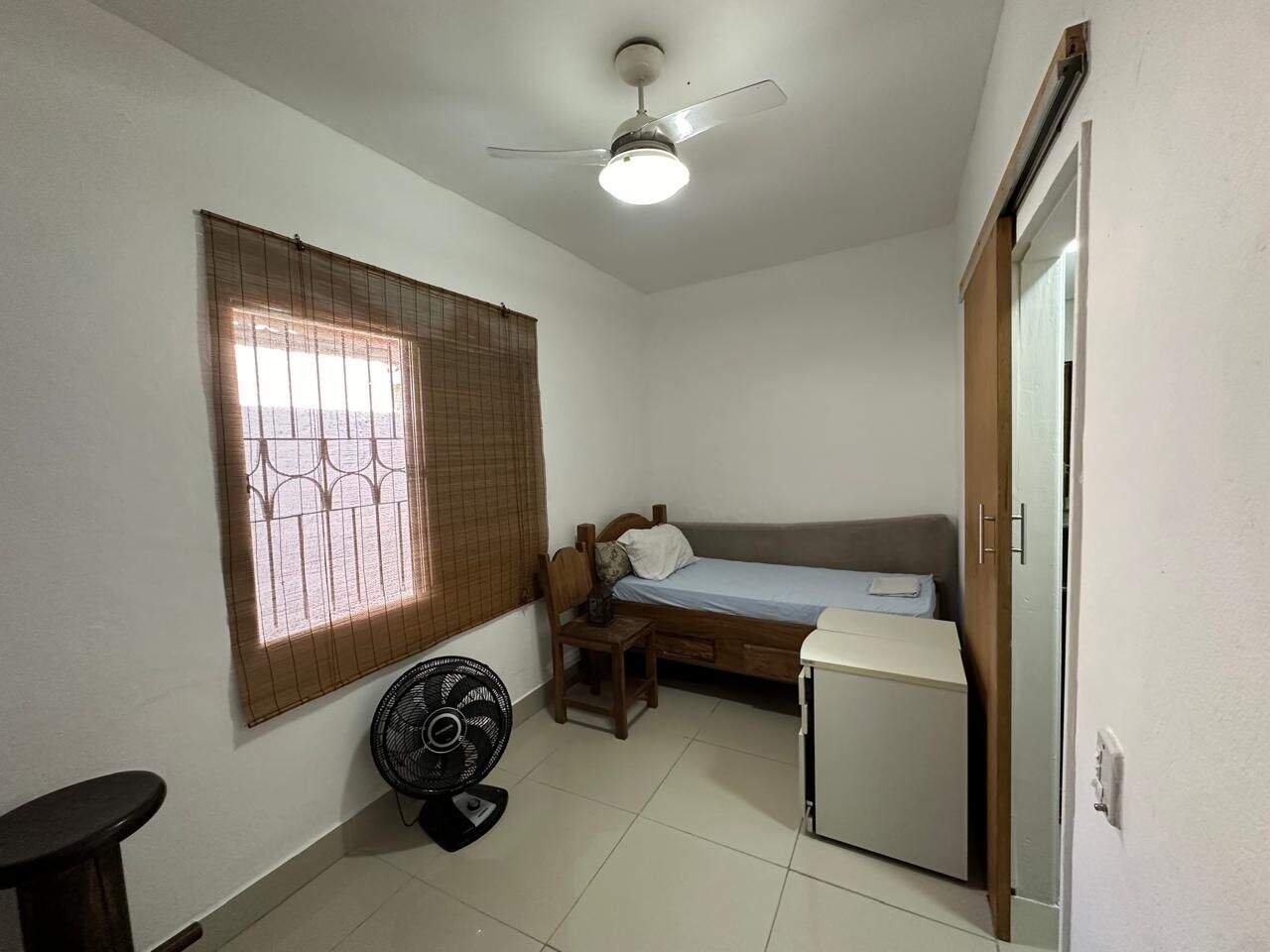 Casa à venda no Guilhermina: 