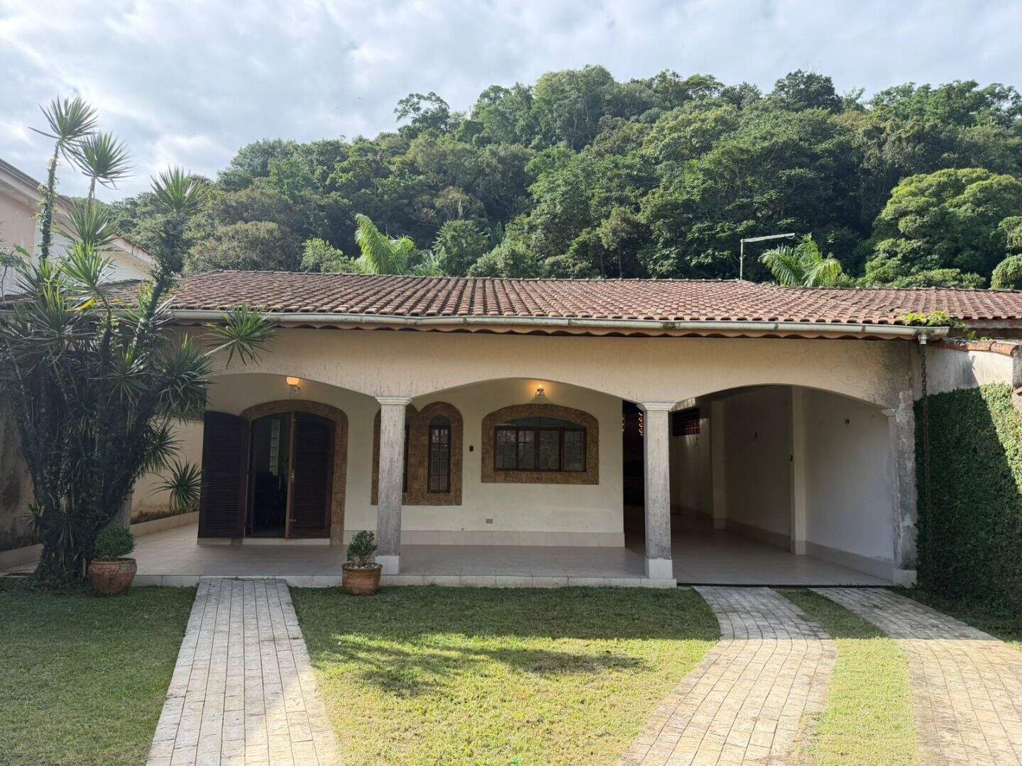 Casa à venda no Canto do Forte: 