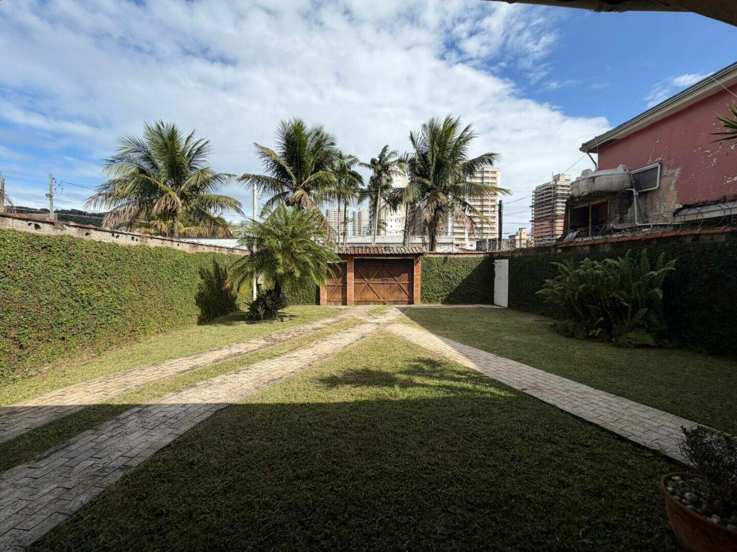 Casa à venda no Canto do Forte: 