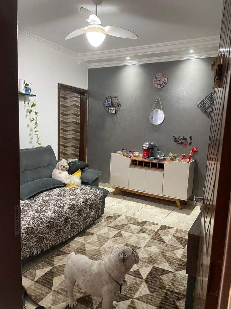 Casa à venda no Caiçara: 
