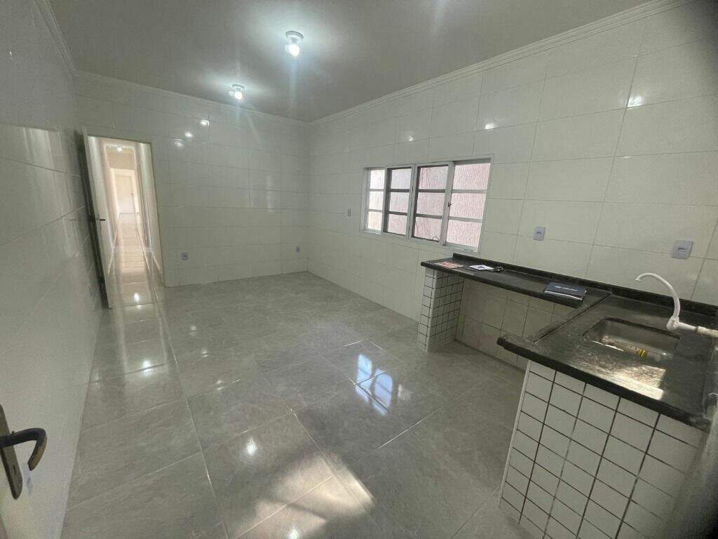 Casa à venda no Guilhermina: 