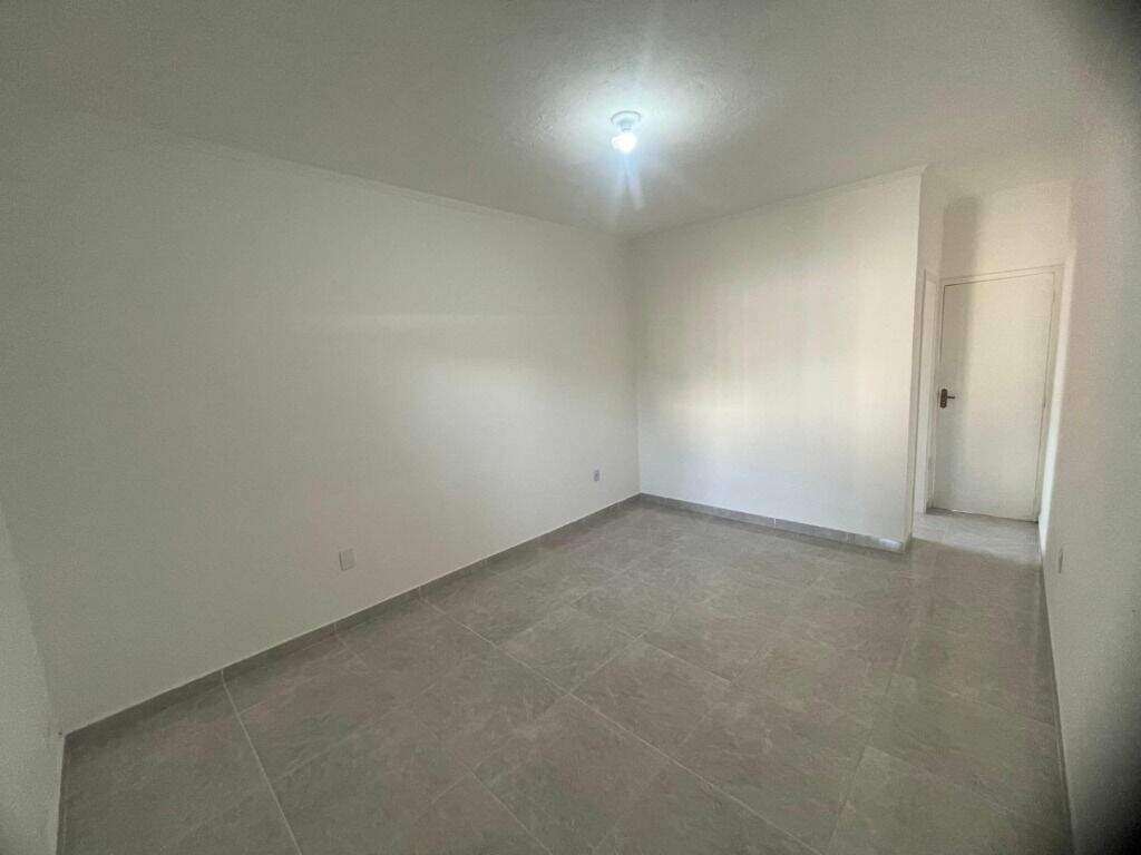 Casa à venda no Guilhermina: 