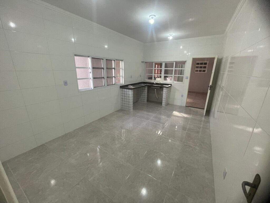 Casa à venda no Guilhermina: 