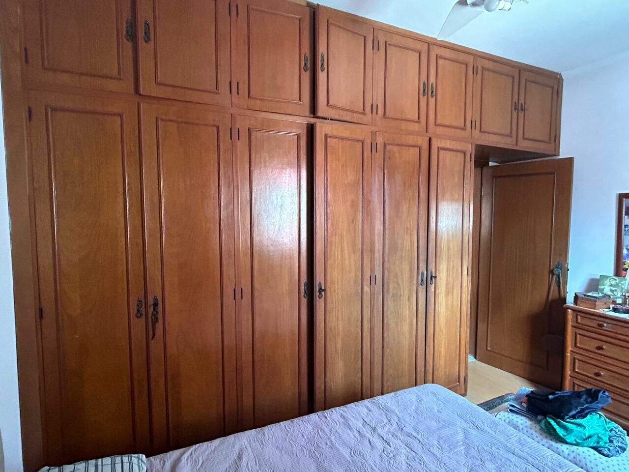 Casa à venda no Canto do Forte: 