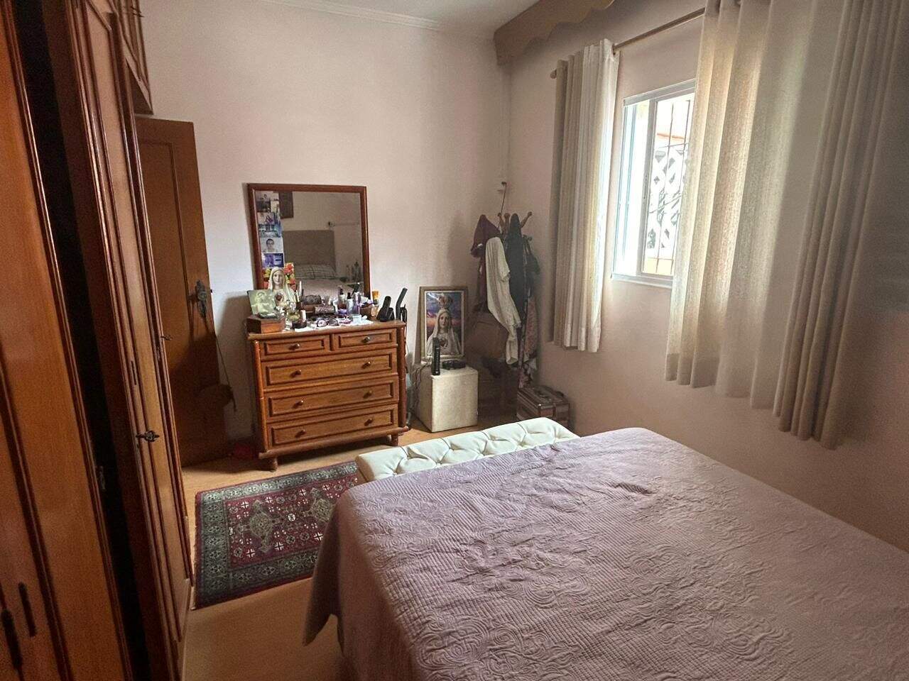 Casa à venda no Canto do Forte: 