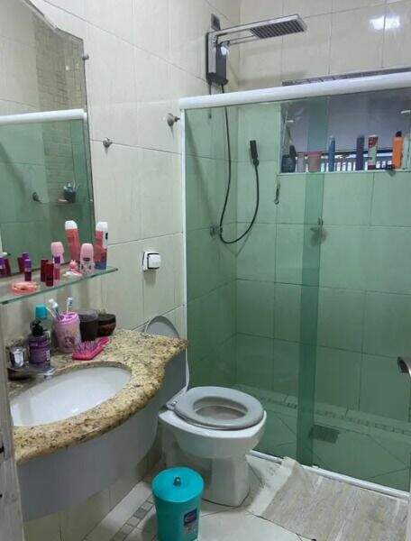 Casa à venda no Guilhermina: 