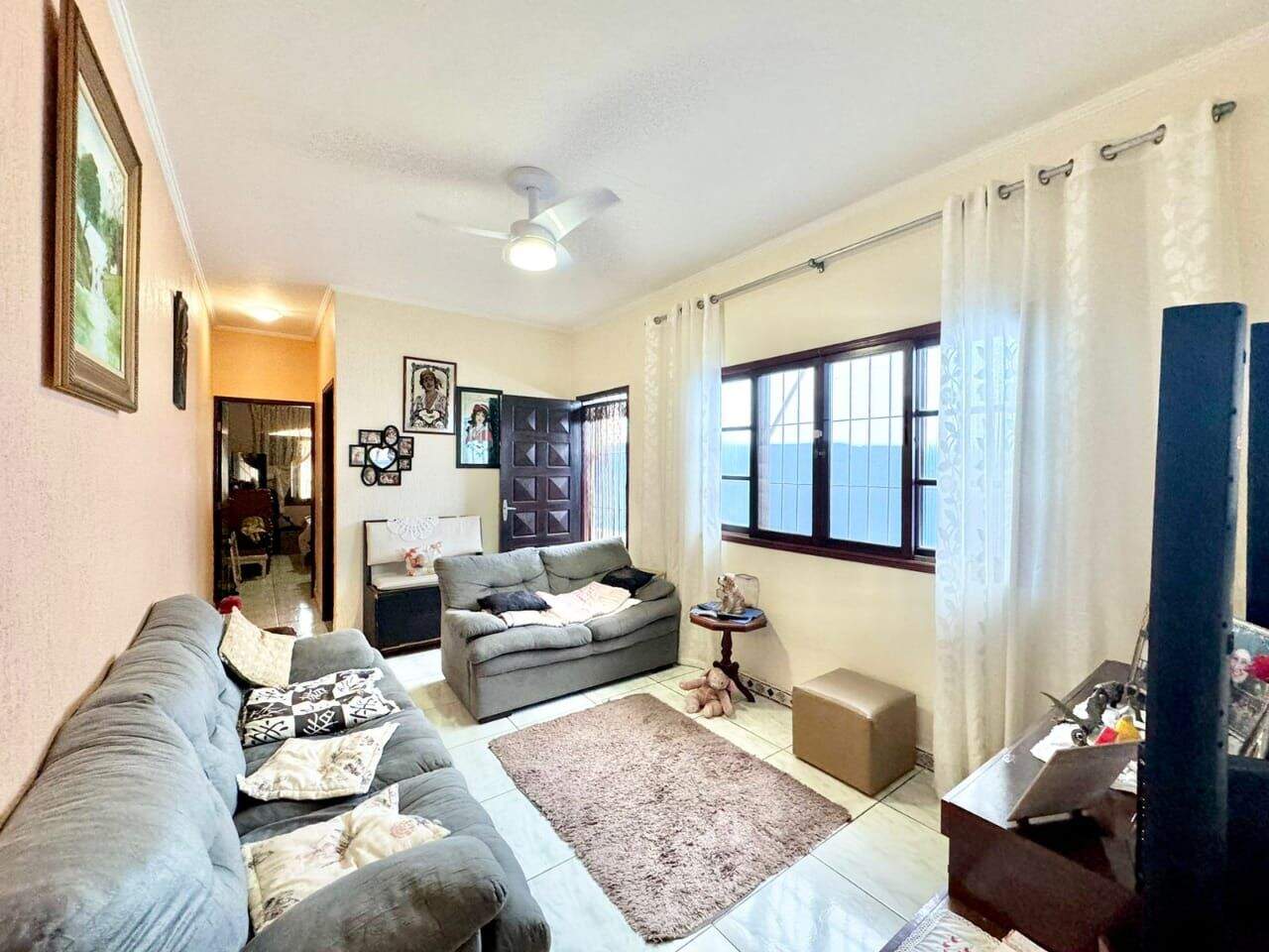 Casa à venda no Caiçara: 