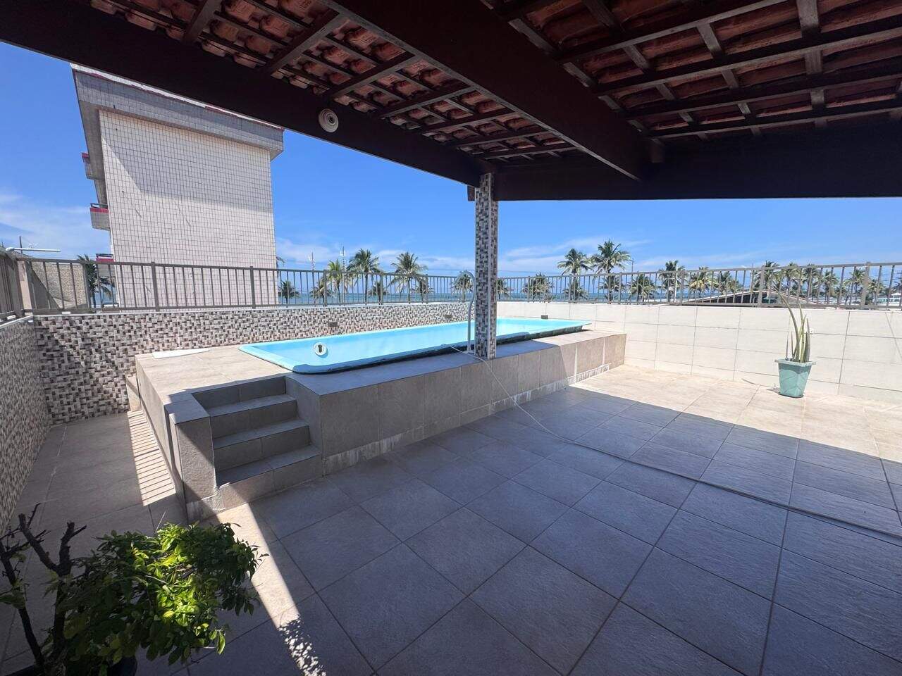Casa à venda no Jardim Real: 