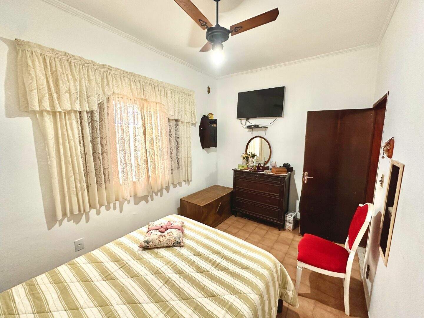 Casa à venda no Canto do Forte: 