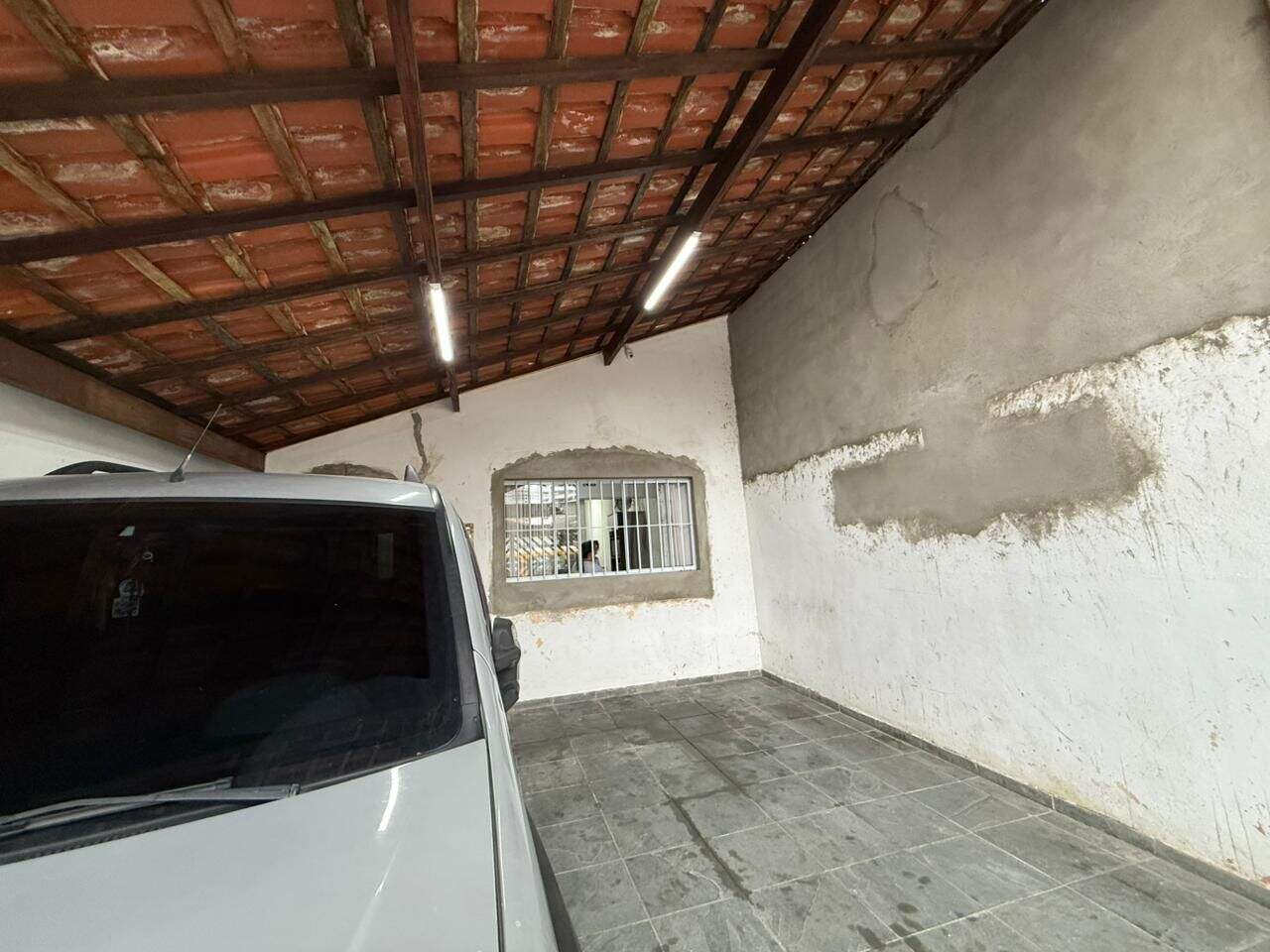 Casa à venda no Caiçara: 