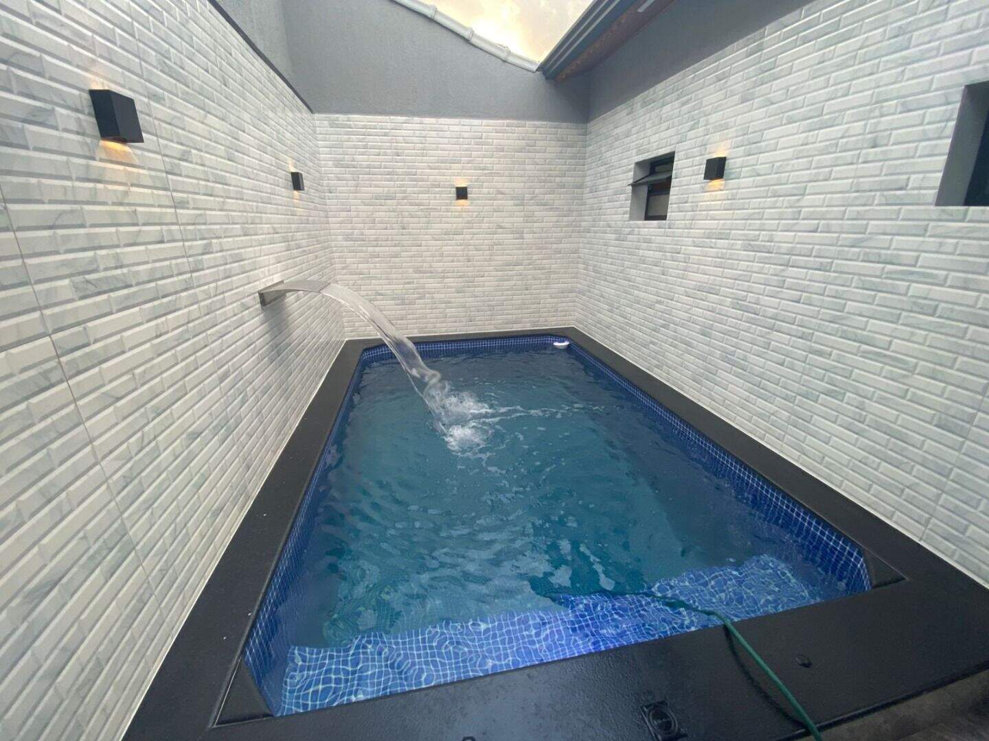 Casa à venda no Jardim Real: 