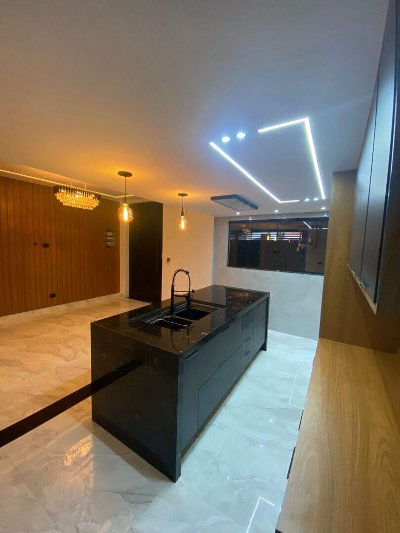 Casa à venda no Jardim Real: 