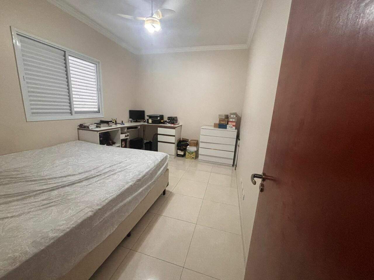 Casa à venda no Tupi: 
