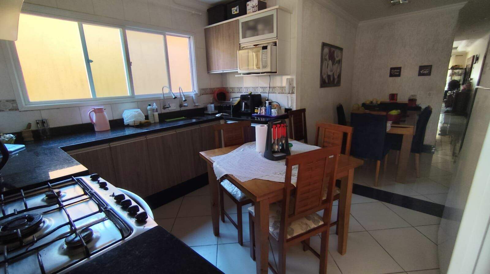 Casa à venda no Guilhermina: 